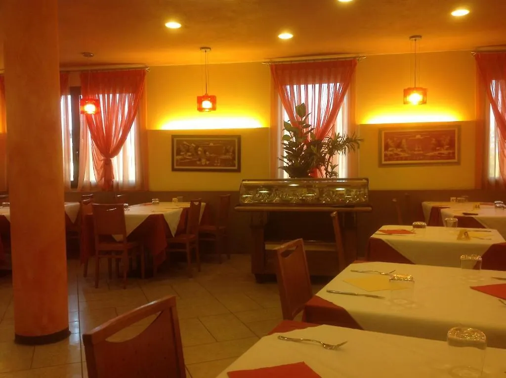 Hotel Xibana Tribano Ostello