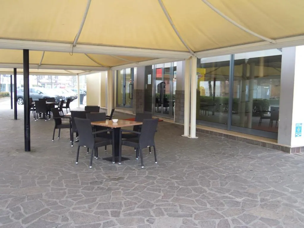 Hotel Xibana Tribano