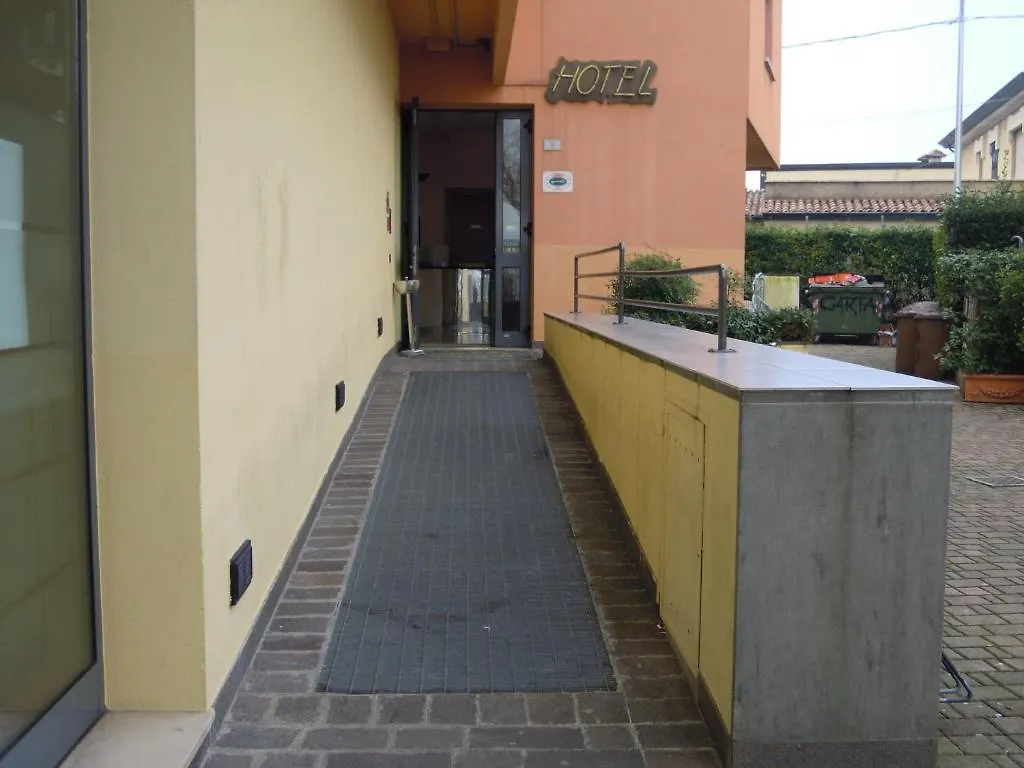 Ostello Hotel Xibana Tribano