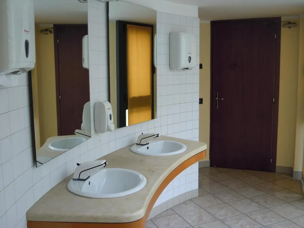 Hotel Xibana Tribano 0*,