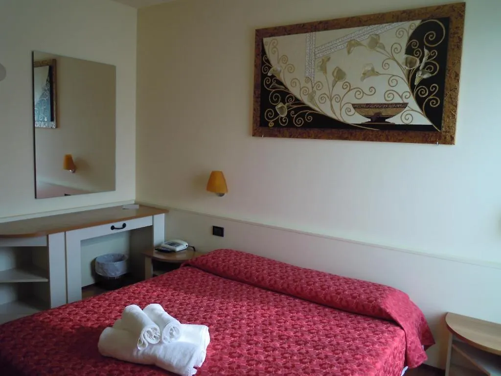 Hotel Xibana Tribano Ostello